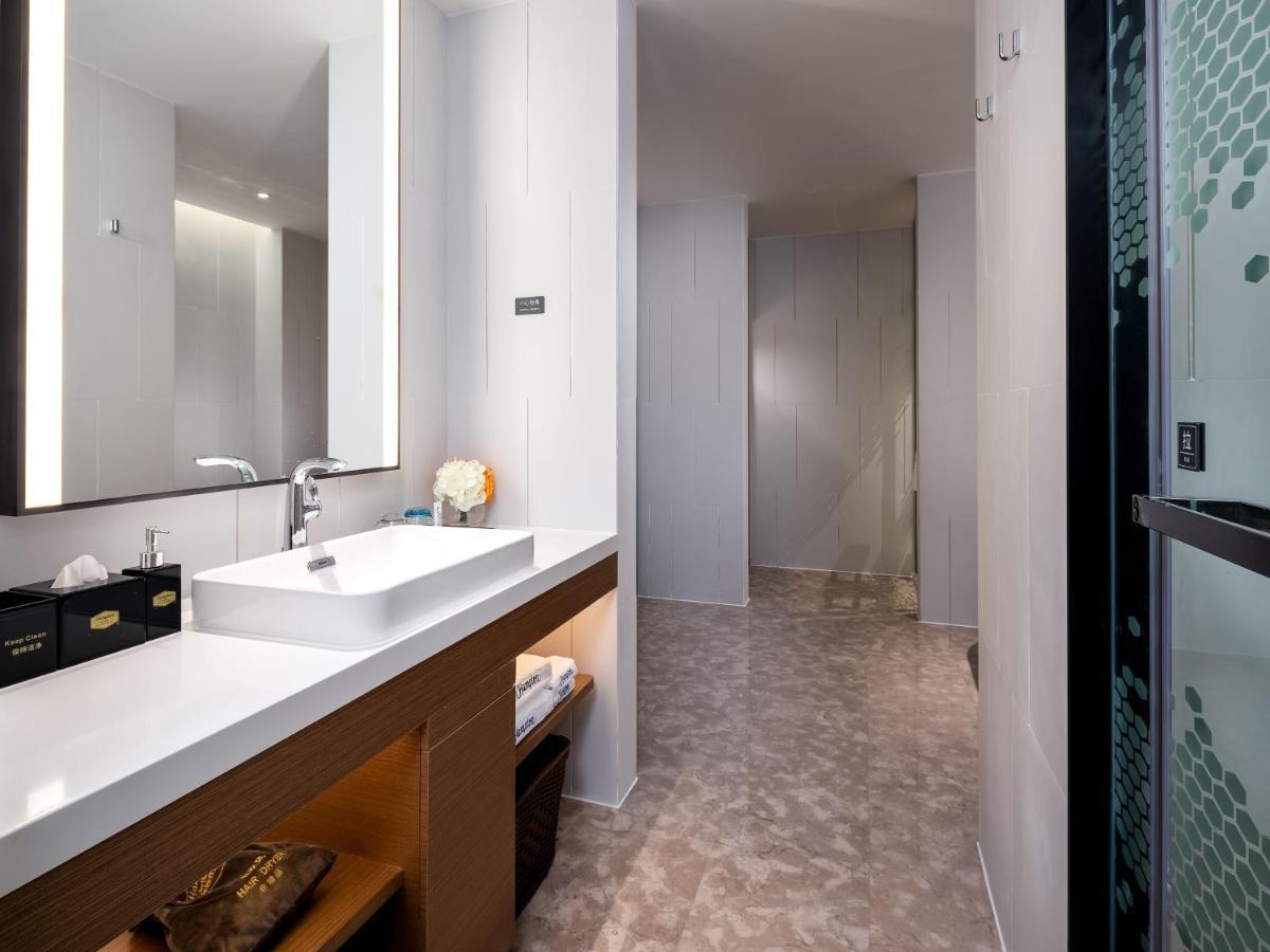 Hampton By Hilton Nanning Wuxiang Hotel Exterior foto