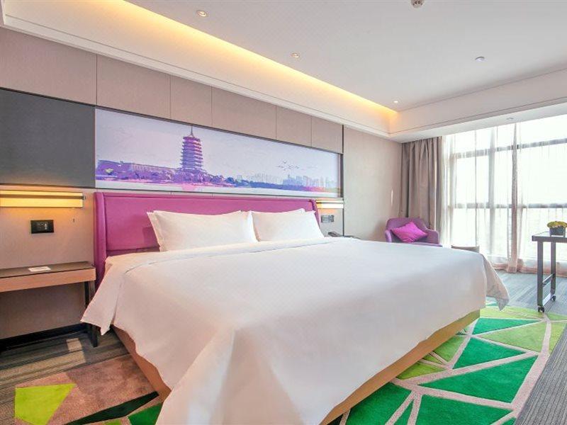Hampton By Hilton Nanning Wuxiang Hotel Exterior foto